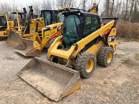 272d high Flo skid steer 